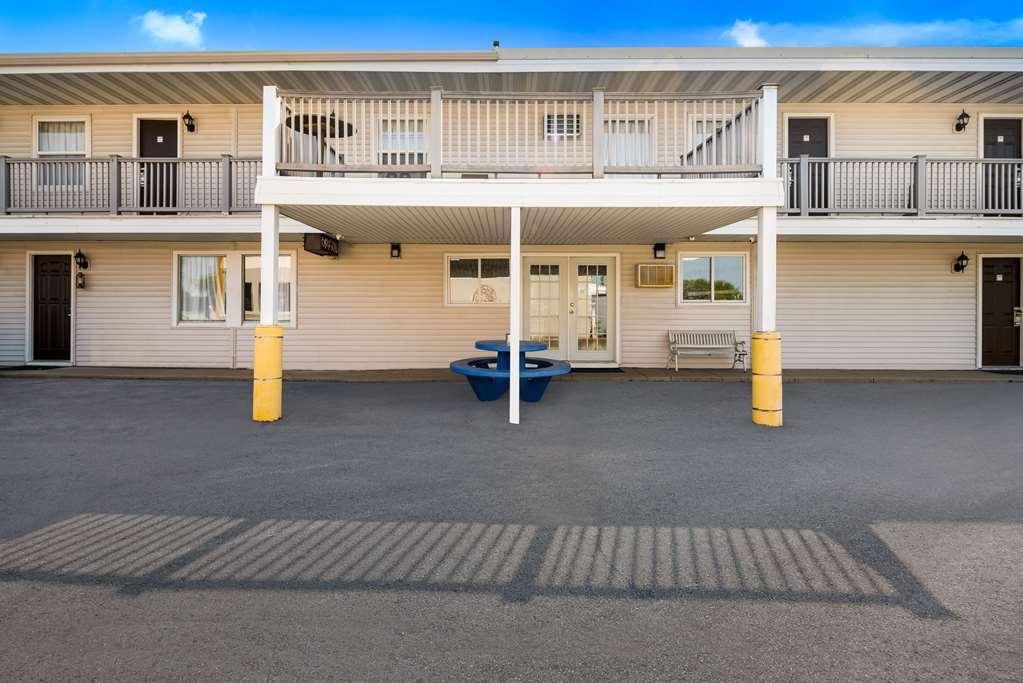 Rodeway Inn La Crosse Εξωτερικό φωτογραφία